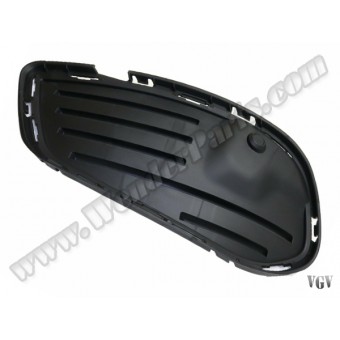 Tampon Izgara Kapağı W205 Ön İç Sol -AMG- 2014-18